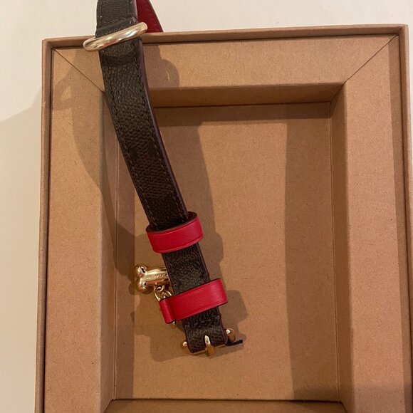 Coach Boxed Small Pet Collar Signature Canvas  black, red - Picture 2 of 16